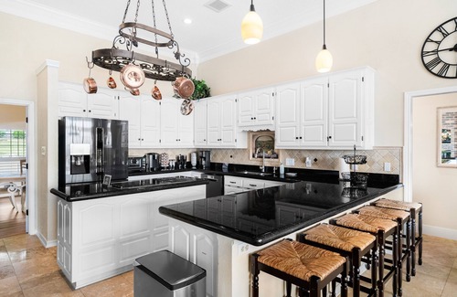 Helotes House | Experience Vista Grande: 4600 sq ft. of Luxury - Heatable Pool and City Views