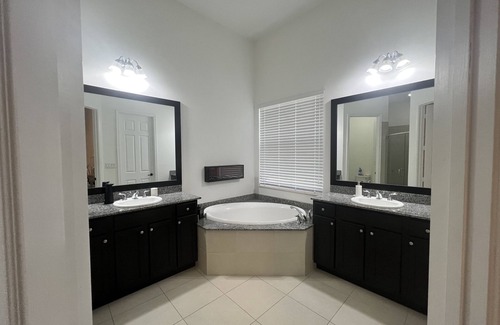 Ave Maria House | Experience your Dream Vacation Home