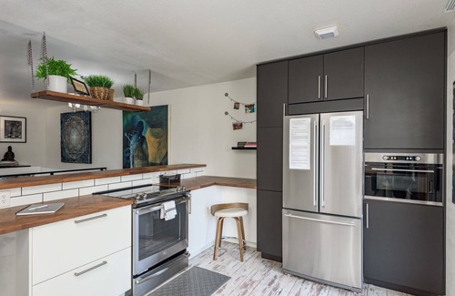 Morrison House | EXPLORE CO-Close to Red Rocks! Huge backyard.