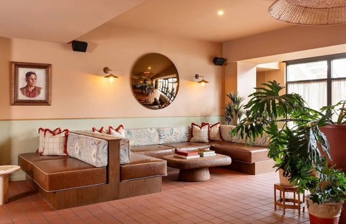 Downtown Albuquerque Hotel | Explore Downtown Albuquerque from 2 Stylish Room | Free Parking