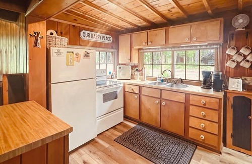 Wetmore Cabin | Explore Pictured Rocks/Hiawatha Forest/Munising on Lost Lake-Kayak, Bike, ORV