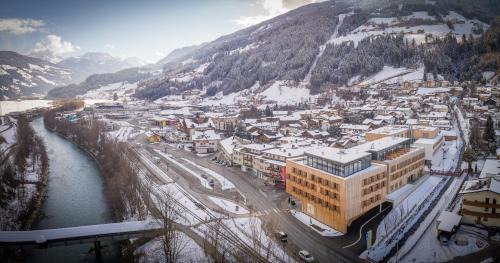 Kaltenbach Hotel | Explorer Hotel Zillertal