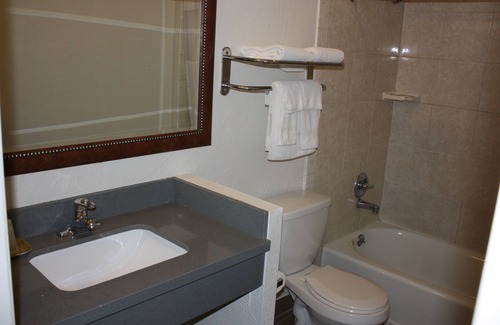 Vallejo Hotel | Express Inn