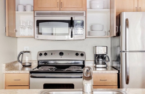 Yesler Terrace Apartment | Exquisite First Hill 1BR w/Gym, BBQ, Club & Rooftop, by Blueground