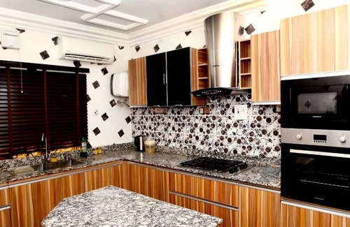 Lagos House | Exquisite home. Perfect home away from home