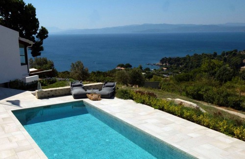 Agia Paraskevi Villa | Exquisite Skiathos Villa Skiathea Villa Alpha 3 Bedroom Private Pool Troulos