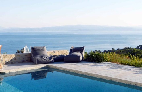 Agia Paraskevi Villa | Exquisite Skiathos Villa Skiathea Villa Alpha 3 Bedroom Private Pool Troulos