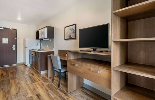 Orlando Hotel | Extended Stay America Select Suites - Orlando - Airport