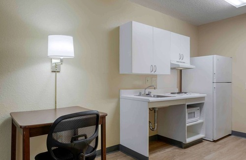 Deer Valley Hotel | Extended Stay America Select Suites - Phoenix - Deer Valley