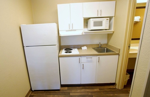 Springdale Hotel | Extended Stay America Suites Cincinnati Springdale I275