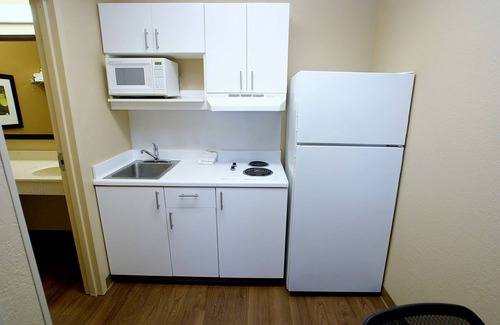 Springdale Hotel | Extended Stay America Suites Cincinnati Springdale I275