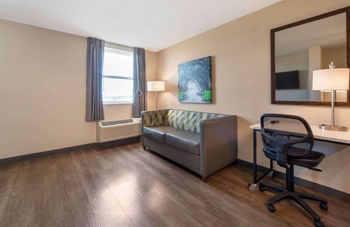 Park Central Hotel | Extended Stay America Suites Dallas Coit Road