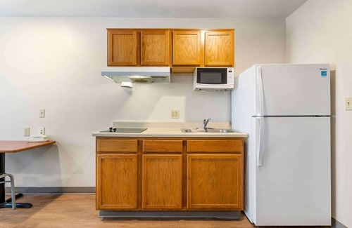 Fayetteville Hotel | Extended Stay America Select Suites - Fayetteville - I-49