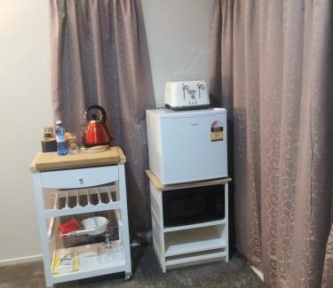 Hamilton House | Extra Large Room With Cozy Sofa & Tv