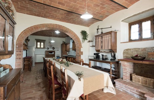 Sinalunga Villa | Extremely panoramic villa with private swimming pool, large, well-equipped outdoor area, terrace wit