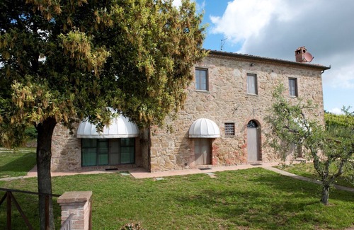 Sinalunga Villa | Extremely panoramic villa with private swimming pool, large, well-equipped outdoor area, terrace wit