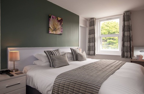 Eype Hotel | Eype's Mouth Country Hotel