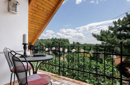 Balatonalmadi Apartment | Füge ház