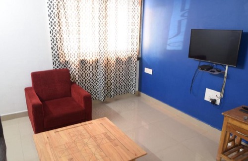 Parra Apartment | F-05, Power Back Up,100Mbps, Arpora