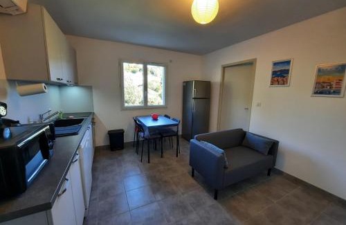 Alata House | F2 Alata proche d'Ajaccio rez-de-villa