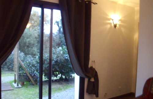 Bastelicaccia Apartment | F2 comfortable villa ground floor, near the sea. Ideal for couples