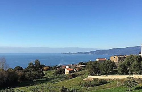 Calcatoggio House | F3 80m², vue sur mer. Arrivée possible en semaine