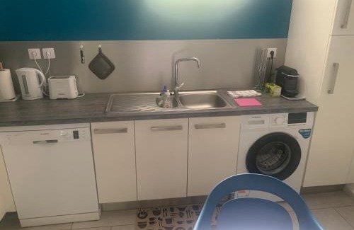 Le Lamentin Apartment | F3 dans maison individuelle avec jardin arboré