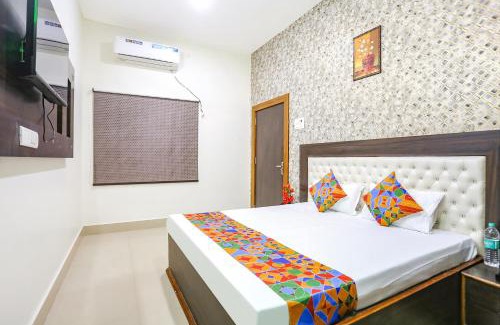 Sigra Hotel | FabExpress Aditya Guest House
