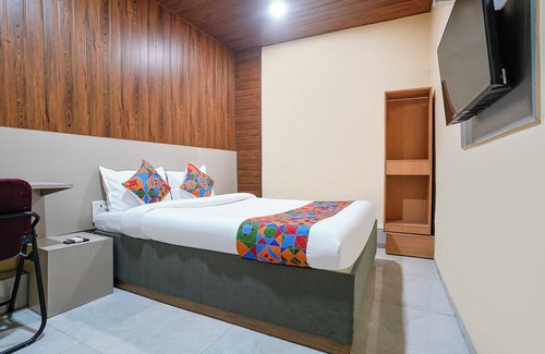 Chandivali Hotel | Fabexpress Bala Residency