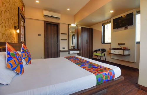 Pimpri - Chinchwad Hotel | Fabexpress Glory