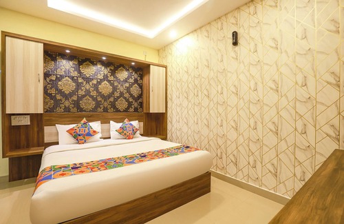 Chennai Hotel | Fabexpress Joy Residency
