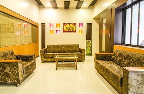 Central Pune Hotel | FabExpress Karishma - Shivaji Nagar, Pune