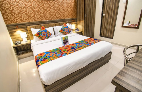 Santacruz Hotel | Fabexpress Orange Suites