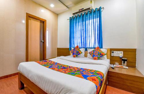 Prahlad Nagar Hotel | FabExpress Relax Inn - Nr Sarkhej - Gandhinagar Highway