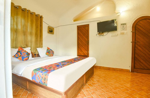 Baga Hotel | Fabexpress Royal Baga Residency