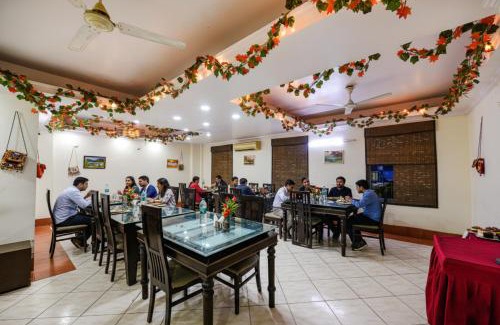 Patel Nagar Hotel | FabExpress Swiss International - Nr Patel Nagar Metro