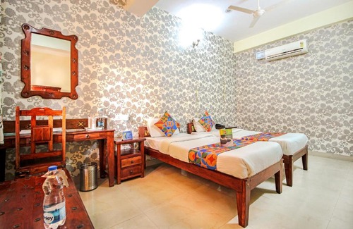 Vidhyadhar Nagar Hotel | FabExpress Utsav Villas