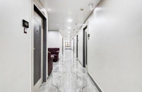 Bara Bazar Hotel | FabHotel Aafreen International