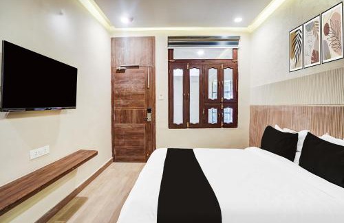 Kanpur Hotel | FabHotel Aman Paradise