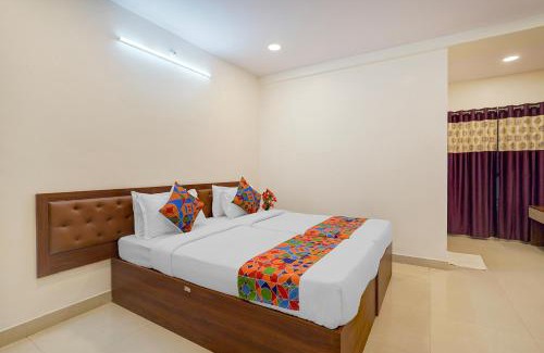 RR Nagar Hotel | FabHotel Ayodhya Comforts - Mysore Road