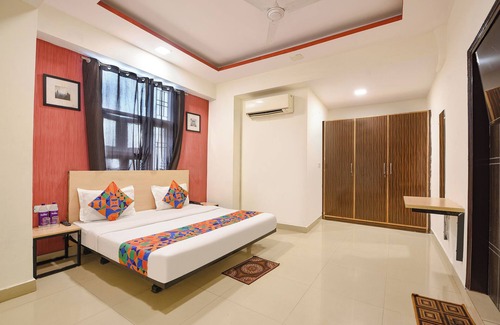 Mayur Vihar Phase 1 Hotel | Fabhotel Blue Stone