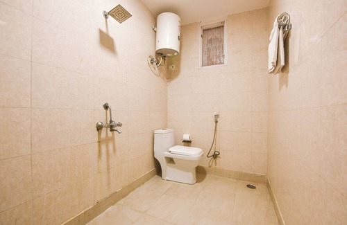 Mayur Vihar Phase 1 Hotel | Fabhotel Blue Stone