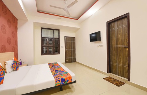 Mayur Vihar Phase 1 Hotel | Fabhotel Blue Stone