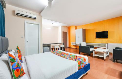 Domlur Hotel | FabHotel Cosmo Annora - Nr Domlur