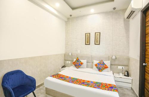 Noida Hotel | FabHotel F9 Sector 19