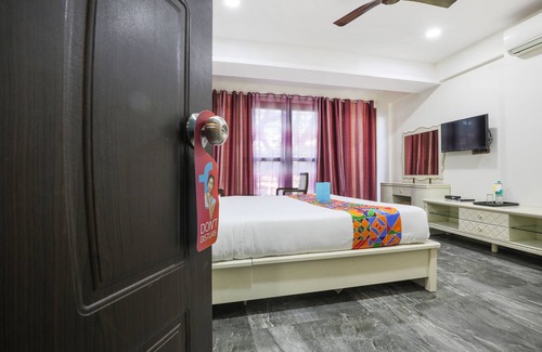 Pulikeshi Nagar Hotel | Fabhotel Frazer Suites