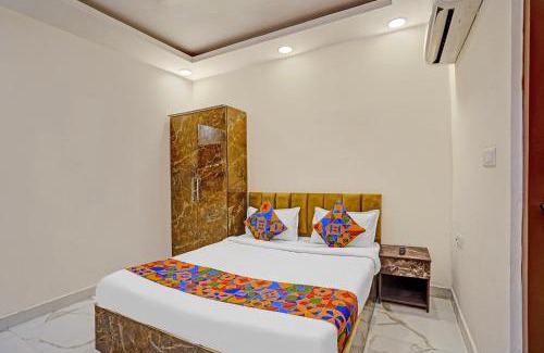 Indirapuram Hotel | FabHotel Golden Rivaah