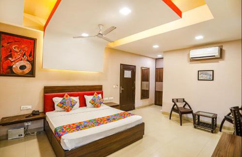 Noida Hotel | FabHotel Grand Olive