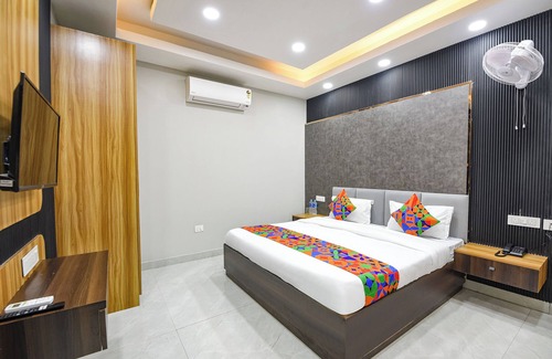New Delhi Hotel | Fabhotel Grand Palazzo I
