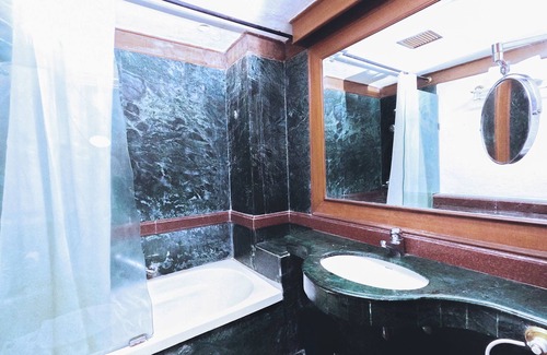 Sector 22 Hotel | Fabhotel Kwality Regency